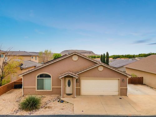 1314 E Pine Valley St, Washington, UT, 84780-8871 | Card Image