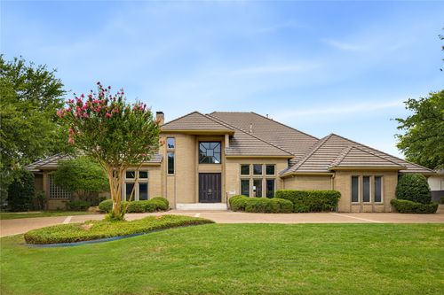 5916 Forest Highlands Dr, Fort Worth, TX, 76132-4431 | Card Image