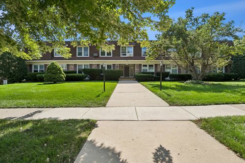 1b-350 Brainerd Ave, Libertyville, IL, 60048-2171 | Card Image