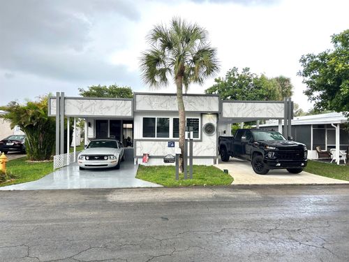 111 Alamanda Ln, Deerfield Beach, FL, 33442-1660 | Card Image