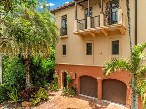 6234-6234 Paradise Point Dr, Palmetto Bay, FL, 33157-2602 | Card Image