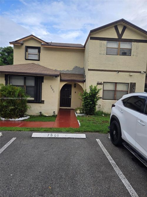 7501 Nw 33rd St, Lauderhill, FL, 33319-4976 | Card Image