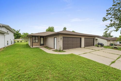 2535-2533 Sun Terrace, GREEN BAY, WI, 54311 | Card Image