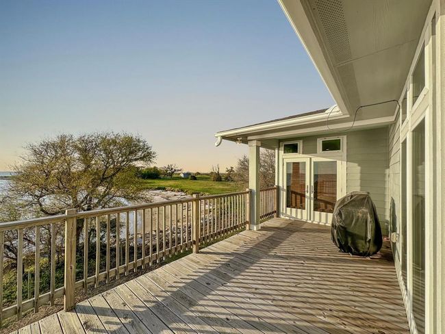 126 Linda St, House other with 4 bedrooms, 3 bathrooms and null parking in Anahuac TX | Image 21