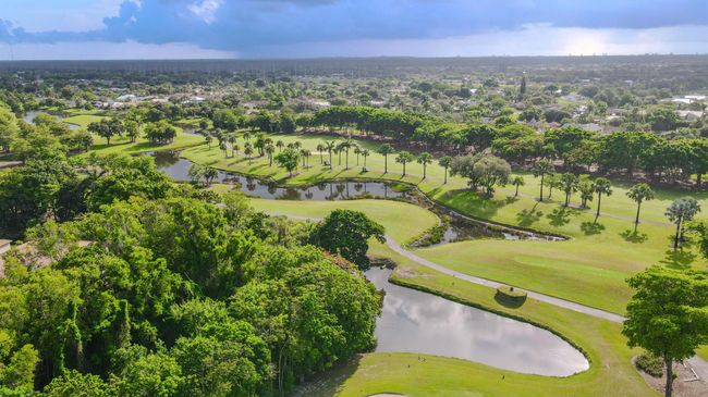2007 - 2007 Palm Beach Trace Dr, Condo with 2 bedrooms, 2 bathrooms and null parking in Royal Palm Beach FL | Image 37