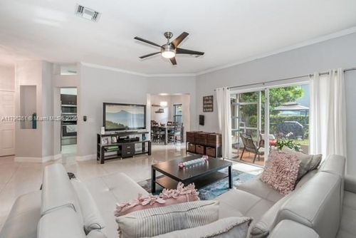 0-5675 Nw 120th Ter, Coral Springs, FL, 33076-3627 | Card Image