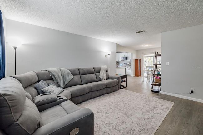 428 Flamingo Dr, House other with 4 bedrooms, 2 bathrooms and null parking in APOLLO BEACH FL | Image 6