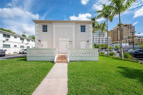 4-217 Madeira Ave, Coral Gables, FL, 33134-3924 | Card Image