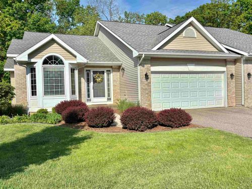 1753 Ne Sanderling Court, Grand Rapids, MI, 49505 | Card Image