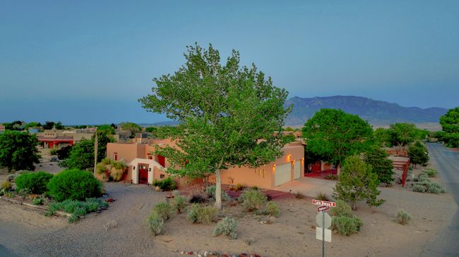 945 Sagebrush Drive, House other with 3 bedrooms, 2 bathrooms and null parking in Corrales NM | Image 71