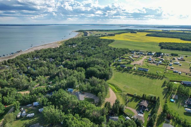 521 Partridge Crescent, House other with 3 bedrooms, 2 bathrooms and 16 parking in Pelican Point AB | Image 5