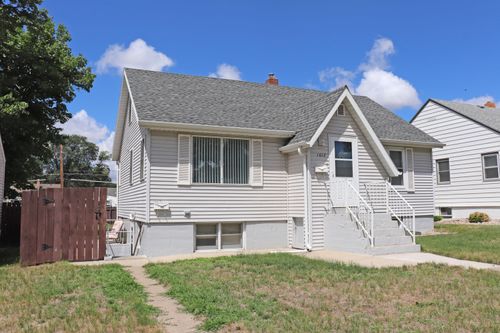 1012 N 12th St, Bismarck, ND, 58501-4209 | Card Image