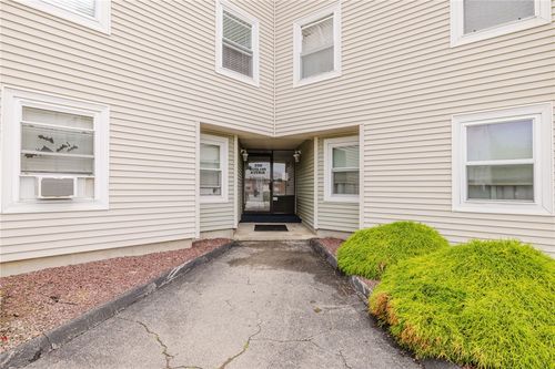 c-309-200 Woodlawn Ave, North Providence, RI, 02904-3791 | Card Image