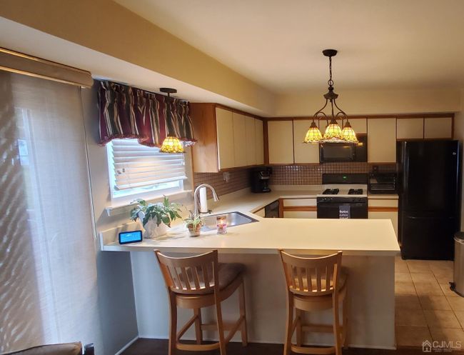 257 Glastonbury Ln, Townhouse with 3 bedrooms, 3 bathrooms and null parking in Somerset NJ | Image 11