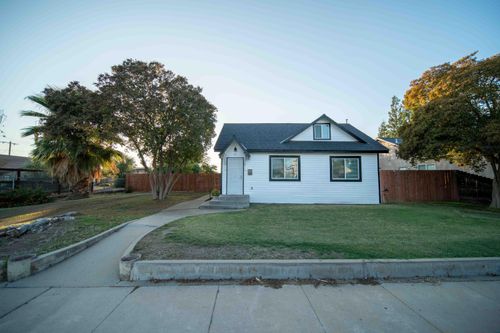 179 N Acacia St, Woodlake, CA, 93286-1401 | Card Image