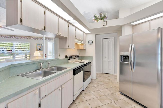 Kitchen | Image 6