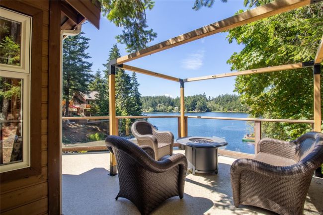 Deck with a view of the lake | Image 34