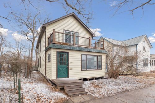 2933 30th Ave S, Minneapolis, MN, 55406-1609 | Card Image