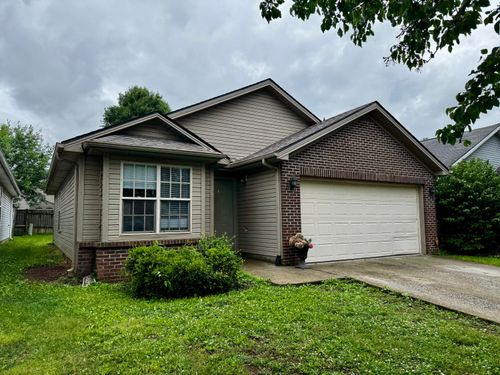 2740 Michelle Park, Lexington, KY, 40511-8642 | Card Image
