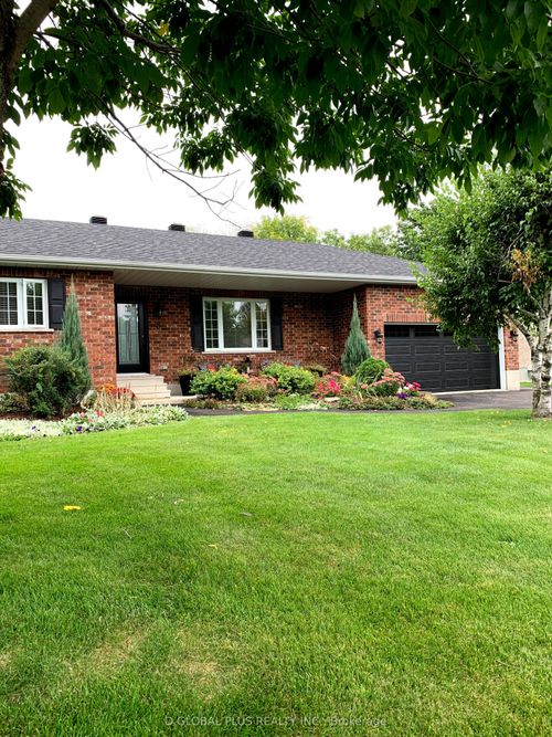 8 David Street, South Stormont, ON, K0C1M0 | Card Image