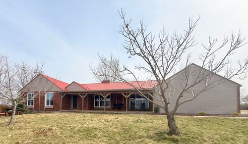 131 Monday Ln, Berea, KY, 40403-9611 | Card Image