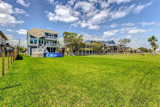 1547 John St, House other with 3 bedrooms, 2 bathrooms and 1 parking in San Leon TX | Image 38