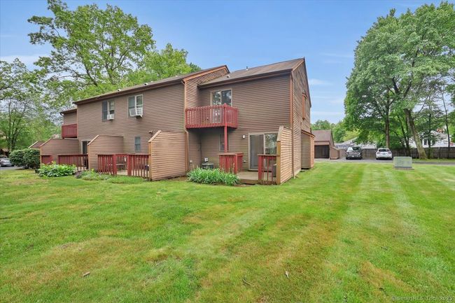 APT-7 - 10 Cianci Ave, Condo with 2 bedrooms, 2 bathrooms and null parking in Plainville CT | Image 28