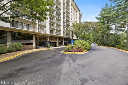805-3800 Powell Ln, FALLS CHURCH, VA, 22041-3667 | Card Image