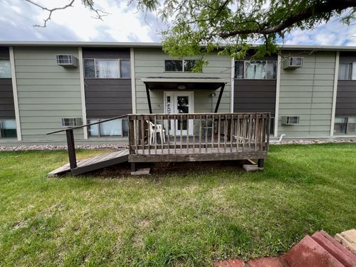 901 4th Ave, Edgemont, SD, 57735-4802 | Card Image