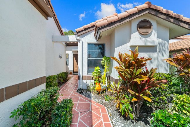 6438 Pointe Pleasant Cir, Condo with 2 bedrooms, 2 bathrooms and null parking in Delray Beach FL | Image 16