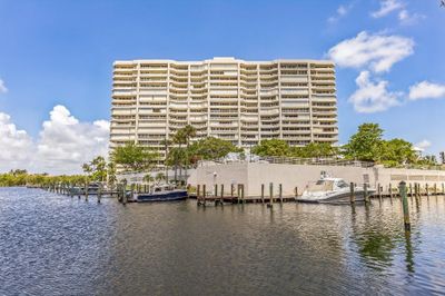 407 - 4201 N Ocean Blvd, Condo with 2 bedrooms, 2 bathrooms and null parking in Boca Raton FL | Image 1