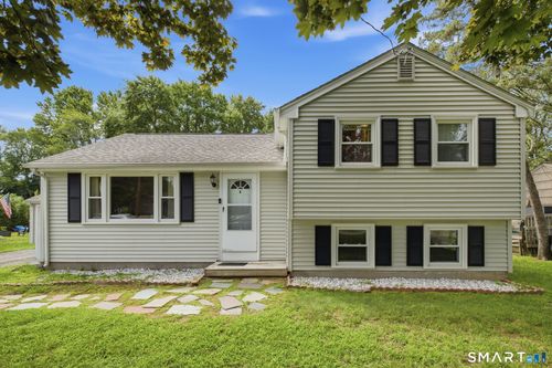 15 Linsal St, Windsor Locks, CT, 06096-2802 | Card Image