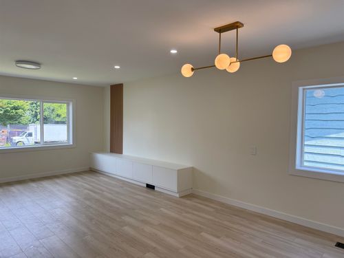 15962 N Bluff Rd, White Rock, BC, V4B3G8 | Card Image