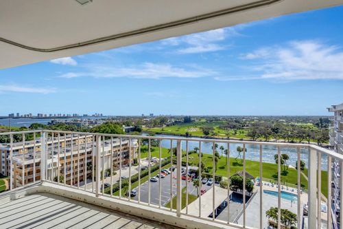 ph-15-336 Golfview Rd, North Palm Beach, FL, 33408-3513 | Card Image