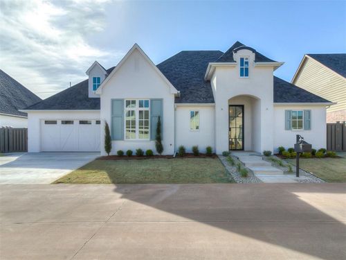 16413 Burgundy West Dr, Edmond, OK, 73013-1083 | Card Image