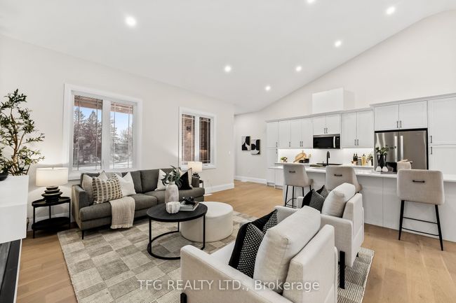 12 Cameron Crt, House other with 3 bedrooms, 3 bathrooms and 6 parking in Cavan ON | Image 6
