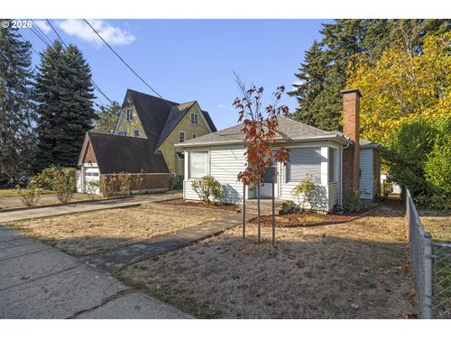 3204 F St, Vancouver, WA, 98663 | Card Image
