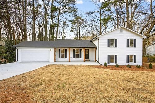 671 Willow Ridge Dr Ne, Marietta, GA, 30068-5204 | Card Image