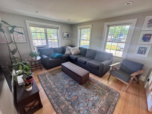 97 Meredith Way, Portsmouth, NH, 03801-7601 | Card Image