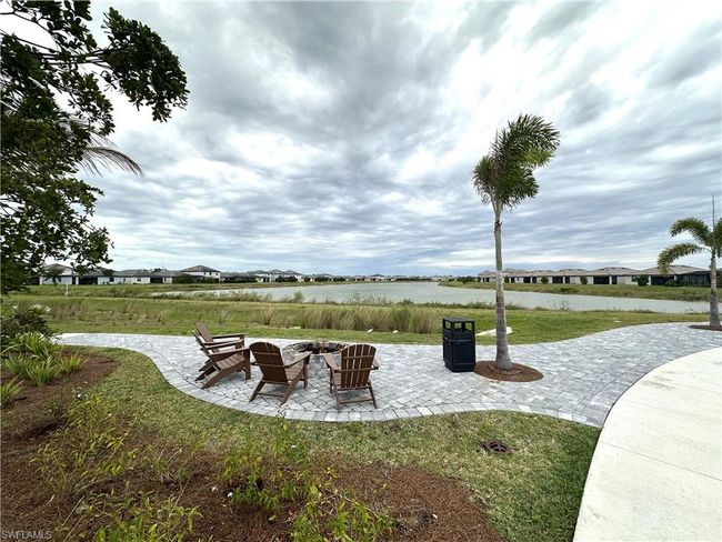 14013 Winding Cedar Way, Condo with 2 bedrooms, 2 bathrooms and 2 parking in FORT MYERS FL | Image 8