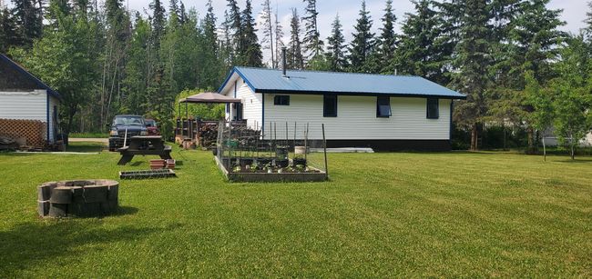 425 - 15538 Old Trail, Home with 2 bedrooms, 1 bathrooms and 4 parking in Rural Lac La Biche County AB | Image 2