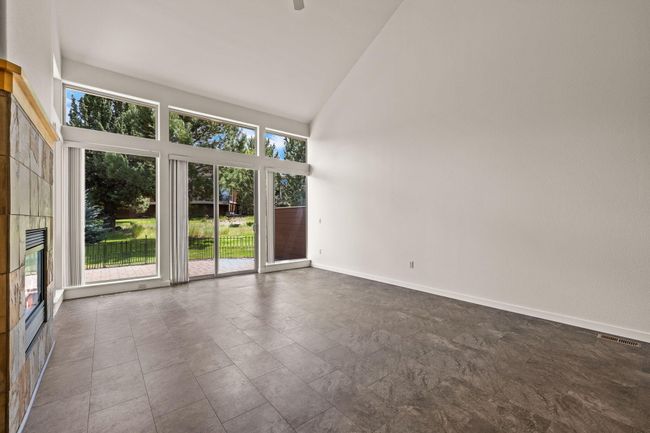 Great room | Image 16