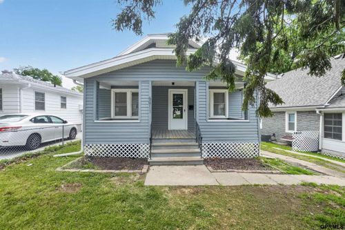 5911 N 33rd Ave, Omaha, NE, 68111-1221 | Card Image