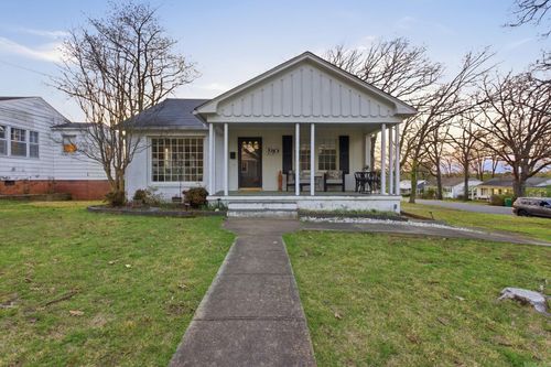 1910 N Hughes St, Little Rock, AR, 72207-4149 | Card Image