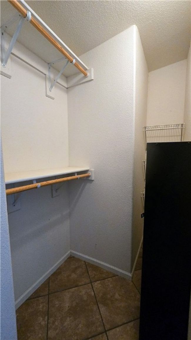 Closet | Image 26
