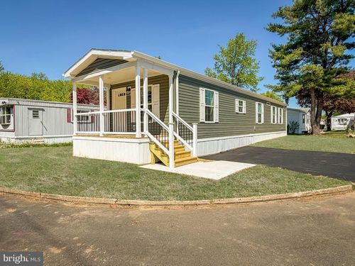 3201 Claysburg Dr, MORRISVILLE, PA, 19067-5125 | Card Image