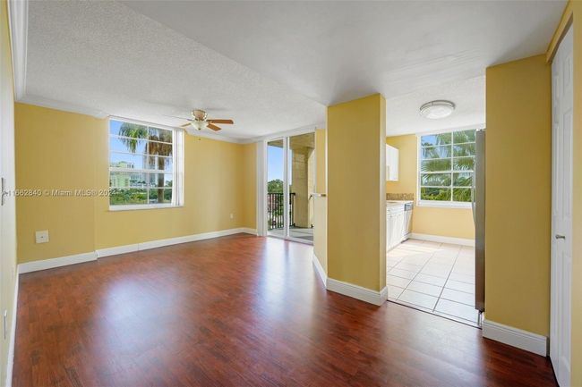 APT-1303 - 520 Se 5 Th Ave, Condo with 3 bedrooms, 2 bathrooms and null parking in Fort Lauderdale FL | Image 22
