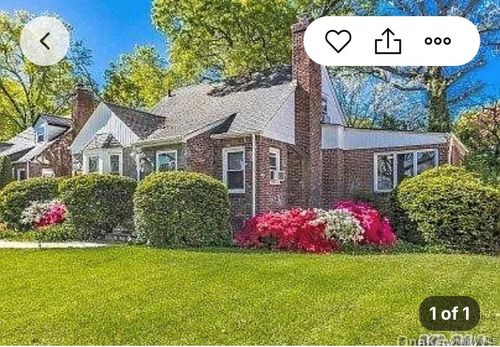 94 E Fenimore St, Valley Stream, NY, 11580-3436 | Card Image