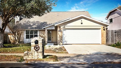 7030 Tree Top Pl, Corpus Christi, TX, 78413-4316 | Card Image