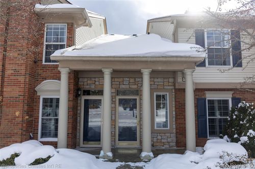 3645 Oakmonte Blvd, Rochester, MI, 48306-4791 | Card Image